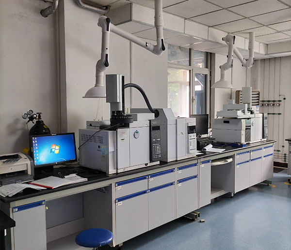 Le carbure de calcium comme matière première chimique : production d'acétylène, de PVC et de produits chimiques industriels